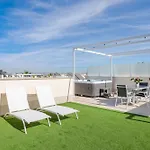 Апартаменти Private Jacuzzi, Heated Pool, Summer Kitchen, Ac