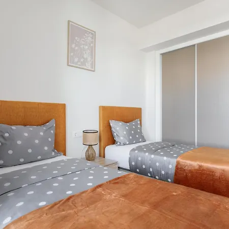 Private Jacuzzi, Heated Pool, Summer Kitchen, Ac Апартаменти