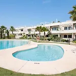 Private Jacuzzi, Heated Pool, Summer Kitchen, Ac