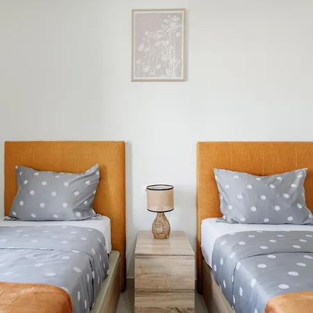 Private Jacuzzi, Heated Pool, Summer Kitchen, Ac Daire Torrevieja