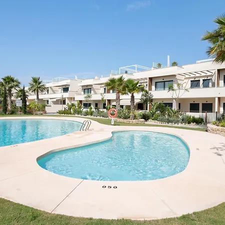 Private Jacuzzi, Heated Pool, Summer Kitchen, Ac