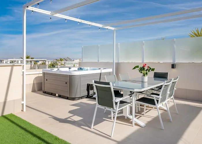 Private Jacuzzi, Heated Pool, Summer Kitchen, Ac *